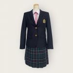 ★写真のブラウス・リボンは、別 レンタルになります。